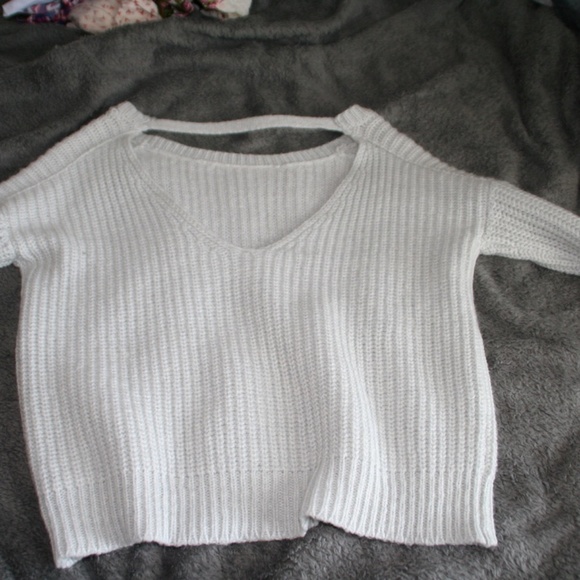 Sweater - Picture 4 of 5